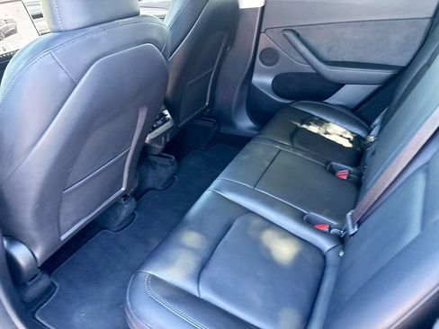 Used 2023 Tesla Model Y Performance AWD/4WD image 25