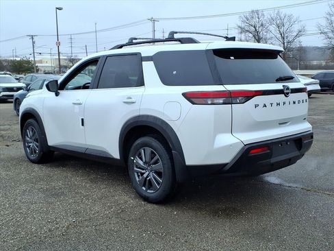 New 2026 Nissan Pathfinder SV AWD/4WD image 5