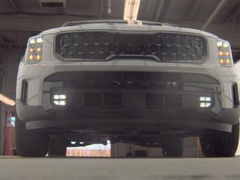 Used 2025 Kia Telluride SX Prestige X-Line AWD/4WD image 4