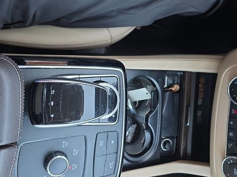 Used 2018 Mercedes-Benz GLE 350 4MATIC w/ Premium 2 Package image 26