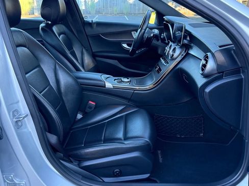 Used 2019 Mercedes-Benz C 300 4MATIC Sedan image 15