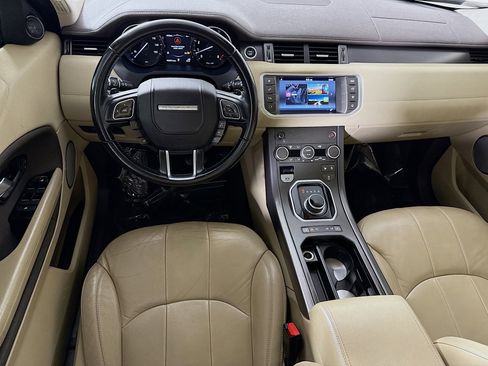 Used 2018 Land Rover Range Rover Evoque SE image 17