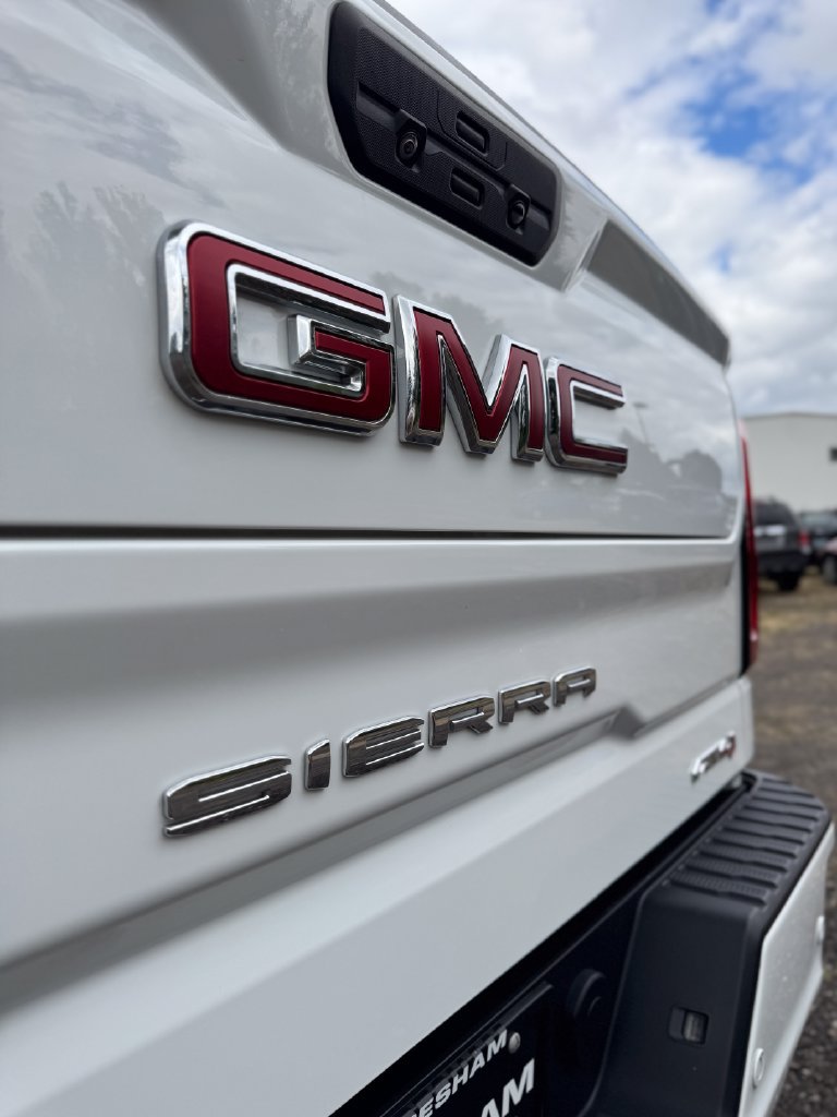 Used 2022 GMC Sierra 1500 AT4 w/ AT4 Premium Package AWD/4WD image 50
