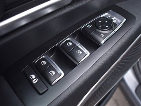 New 2025 Kia Telluride LX image 18