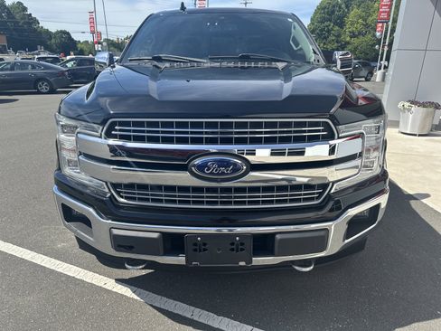 Used 2018 Ford F150 Lariat w/ Equipment Group 502A Luxury AWD/4WD image 3