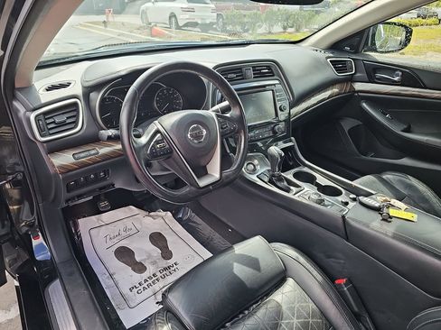 Used 2017 Nissan Maxima Platinum FWD image 21
