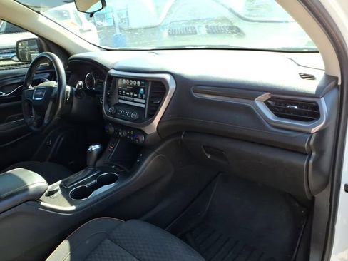 Used 2018 GMC Acadia SLE w/ Driver Alert Package I image 16