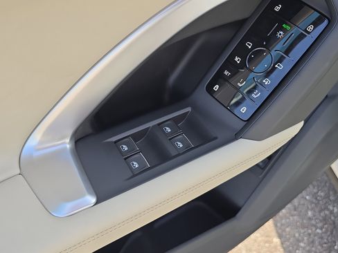 New 2025 Audi Q5 Premium image 19