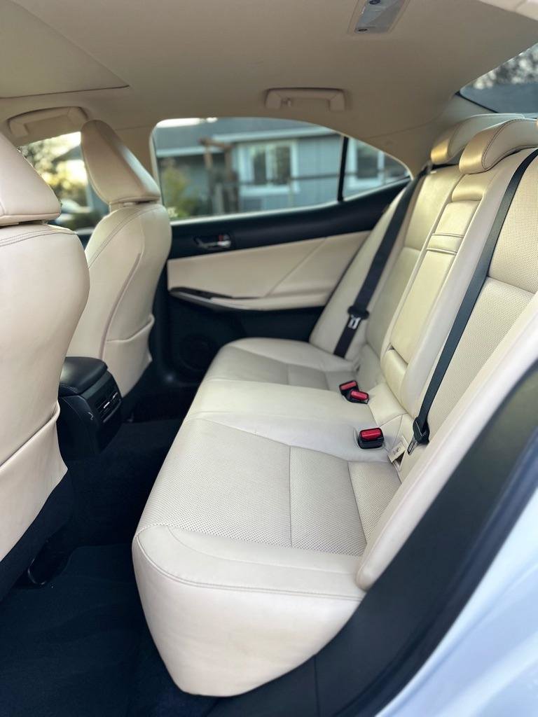 Used 2015 Lexus IS 250 AWD w/ Navigation System Package image 18