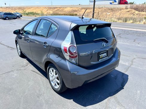Used 2013 Toyota Prius C Four FWD image 4
