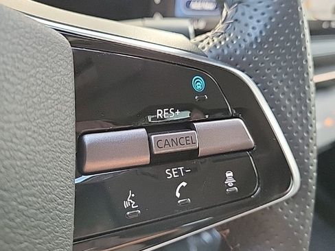 Certified 2023 Nissan Ariya FWD image 30