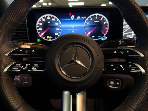 New 2026 Mercedes-Benz GLS 580 4MATIC image 14