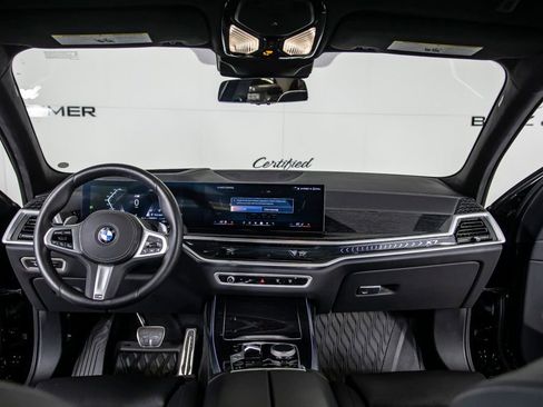 Used 2025 BMW X7 xDrive40i w/ M Sport Package image 30