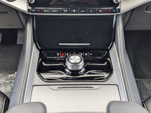 New 2026 Jeep Grand Wagoneer 2WD w/ 8-Passenger Seating Package image 21