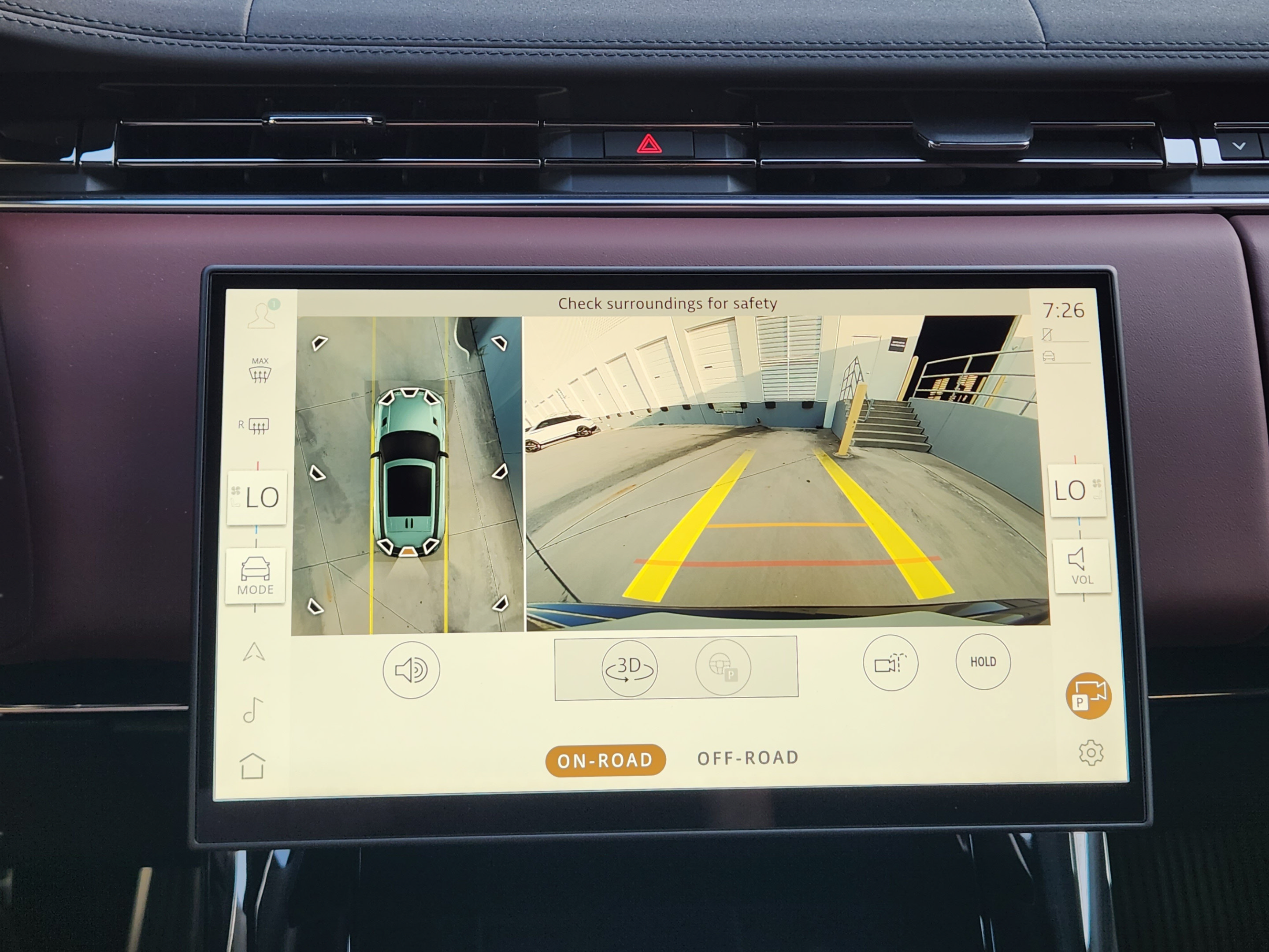 New 2026 Land Rover Range Rover Sport Dynamic SE AWD/4WD image 17