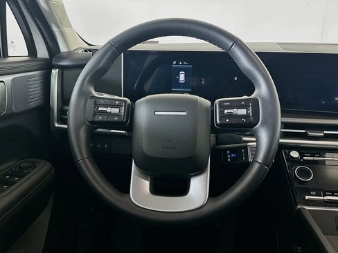 Used 2026 Hyundai Santa Fe SEL FWD image 18