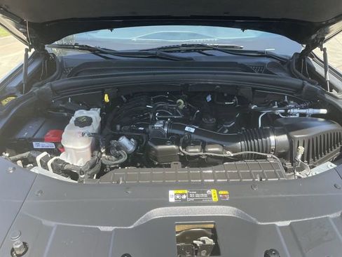 Used 2023 Jeep Grand Cherokee Altitude AWD/4WD image 29