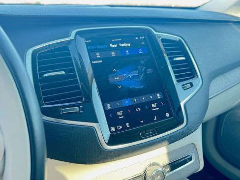 Certified 2023 Volvo XC90 B6 Plus w/ Protection Package image 21