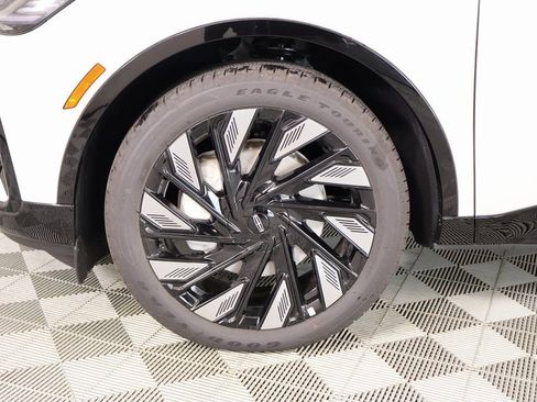 New 2026 Lincoln Nautilus Reserve w/ Jet Appearance Package image 18