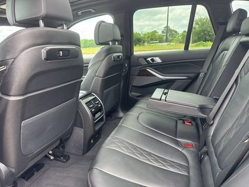 Used 2025 BMW X5 xDrive50e AWD/4WD image 25