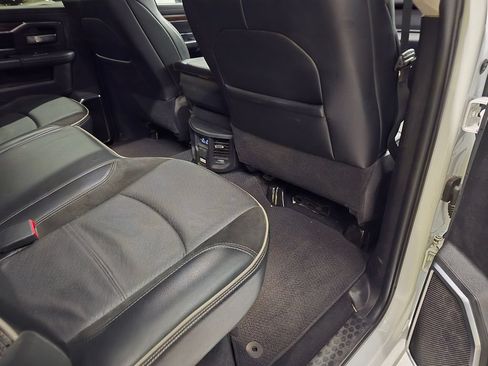 Used 2024 RAM 2500 Laramie w/ Safety Group AWD/4WD image 40