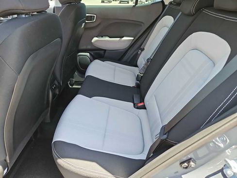 Used 2026 Hyundai Venue SEL FWD image 19