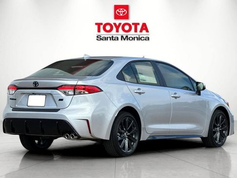 New 2026 Toyota Corolla SE image 3