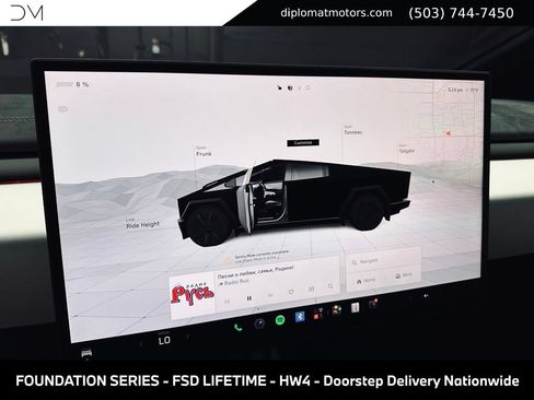 Used 2024 Tesla Cybertruck Cyberbeast AWD/4WD image 36