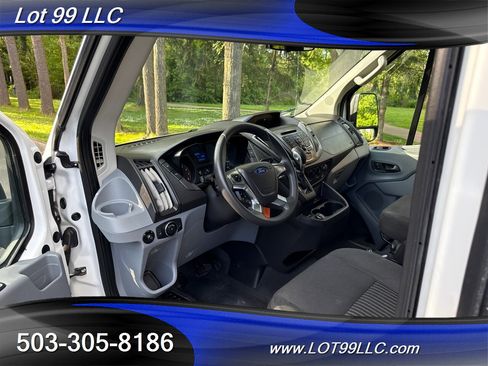 Used 2018 Ford Transit 350 XLT image 31