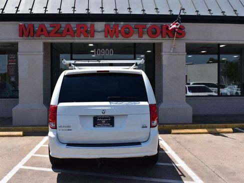 Used 2013 RAM C/V Tradesman image 10