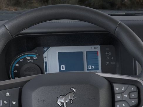 New 2025 Ford Bronco Outer Banks image 13