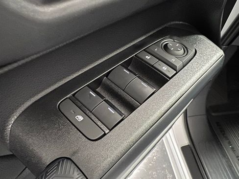 New 2026 Toyota 4Runner SR5 image 32