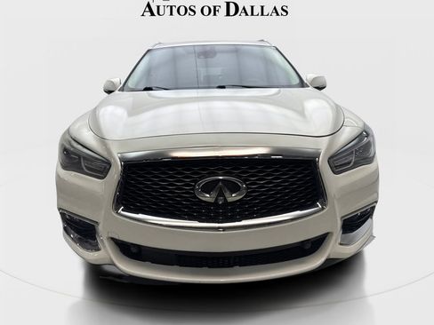 Used 2019 INFINITI QX60 Luxe w/ Essential Package FWD image 3