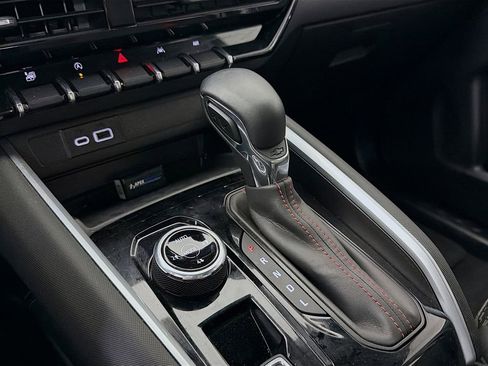 Used 2025 Chevrolet Colorado Z71 image 20