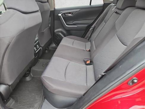 Used 2020 Toyota RAV4 XLE w/ Convenience Package AWD/4WD image 9