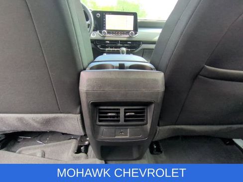 Certified 2024 Chevrolet Colorado LT w/ LT Convenience Package II AWD/4WD image 22
