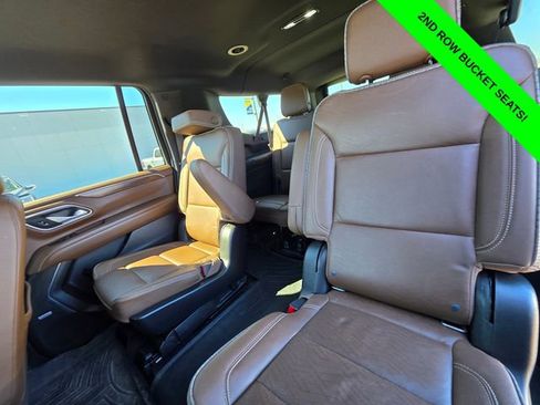 Used 2021 Chevrolet Suburban High Country image 16