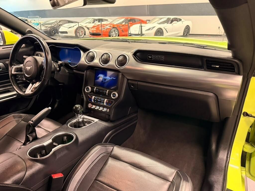 Used 2020 Ford Mustang GT Premium w/ Equipment Group 401A RWD image 8