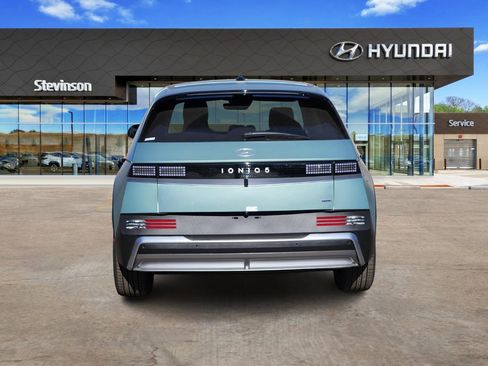 New 2026 Hyundai Ioniq 5 SEL AWD/4WD image 3