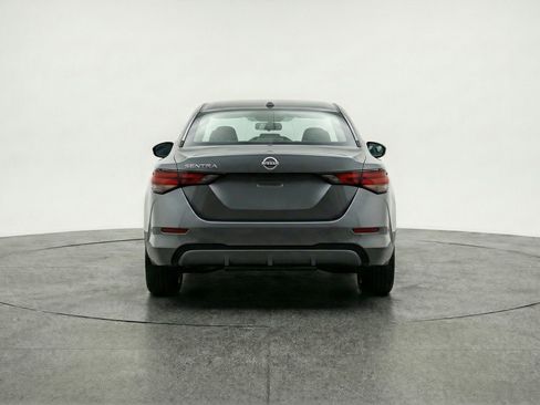Used 2025 Nissan Sentra SV image 7
