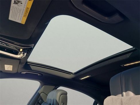 Used 2023 Mercedes-Benz S 500 4MATIC w/ AMG Line image 25