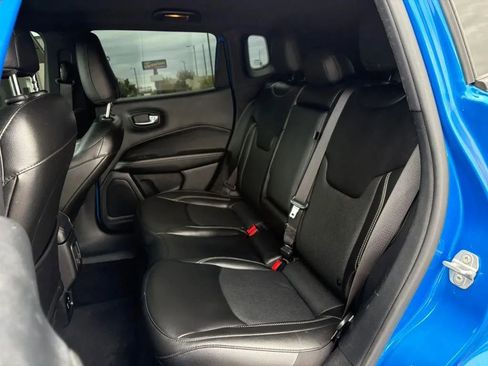 Used 2021 Jeep Compass Latitude AWD/4WD image 17