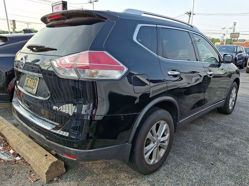 Used 2015 Nissan Rogue SV AWD/4WD image 4