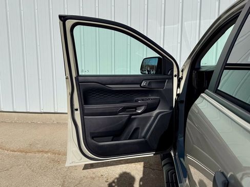 New 2025 Ford Ranger XLT w/ FX4 Off-Road Package image 13