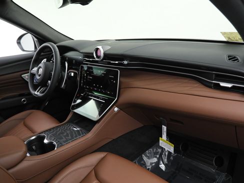 New 2026 Maserati Grecale Modena AWD/4WD image 10