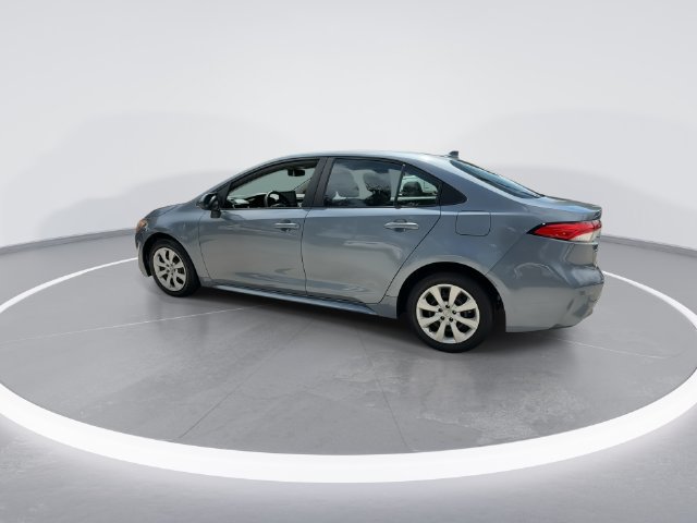 Used 2023 Toyota Corolla LE FWD image 5