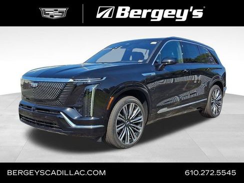 New 2026 Cadillac Vistiq Premium Luxury w/ LPO, Floor Liner Package AWD/4WD image 1