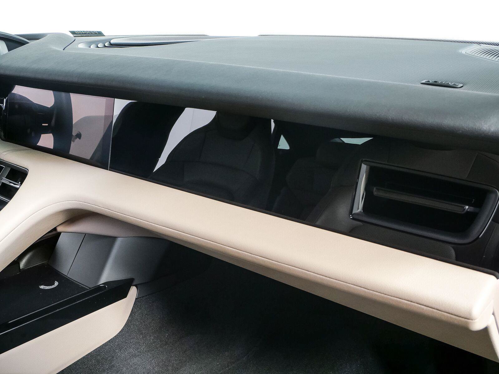 Certified 2022 Porsche Taycan RWD image 23