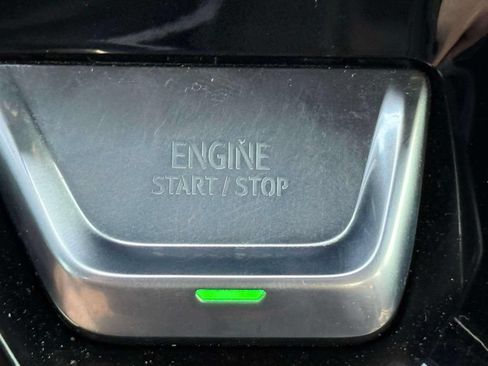 Used 2025 GMC Sierra 2500 AT4X AWD/4WD image 28