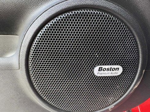 Used 2013 Chevrolet Camaro ZL1 image 22